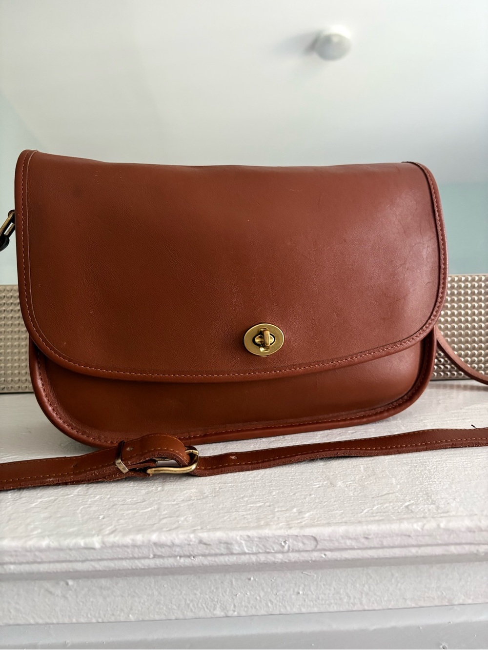 Vintage Coach L4C‑5130 Glove‑Tanned Leather Shoulder Bag Brown Turnlock USA